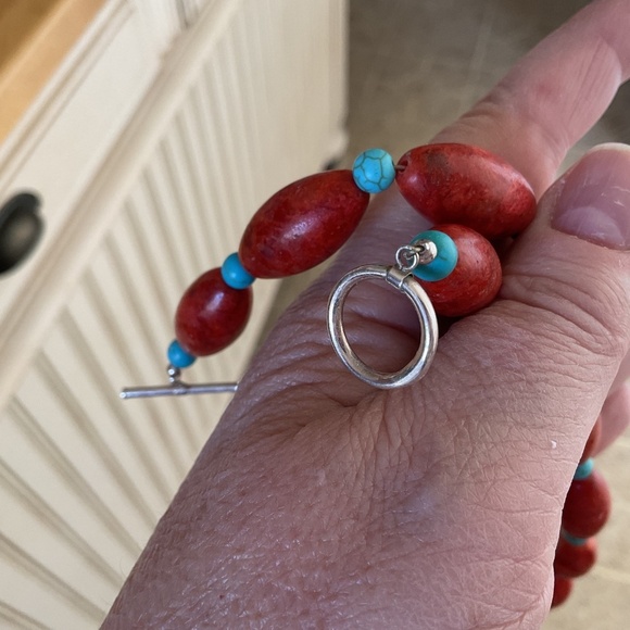 NWOT GENUINE CORAL BLUE TURQUOISE BEDS NECKLACE - Picture 9 of 9